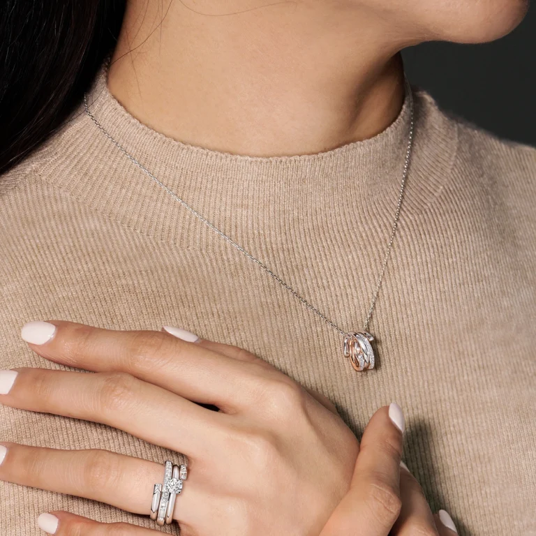 PPO001_Pendent Poem_Fashion_1500x1500
